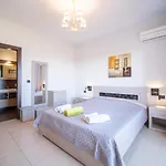 Villa Ilias *